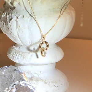 Woman fashion jewelry necklace